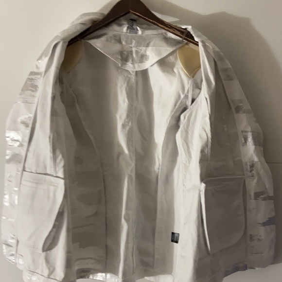 Berek - Picture 7 of 11